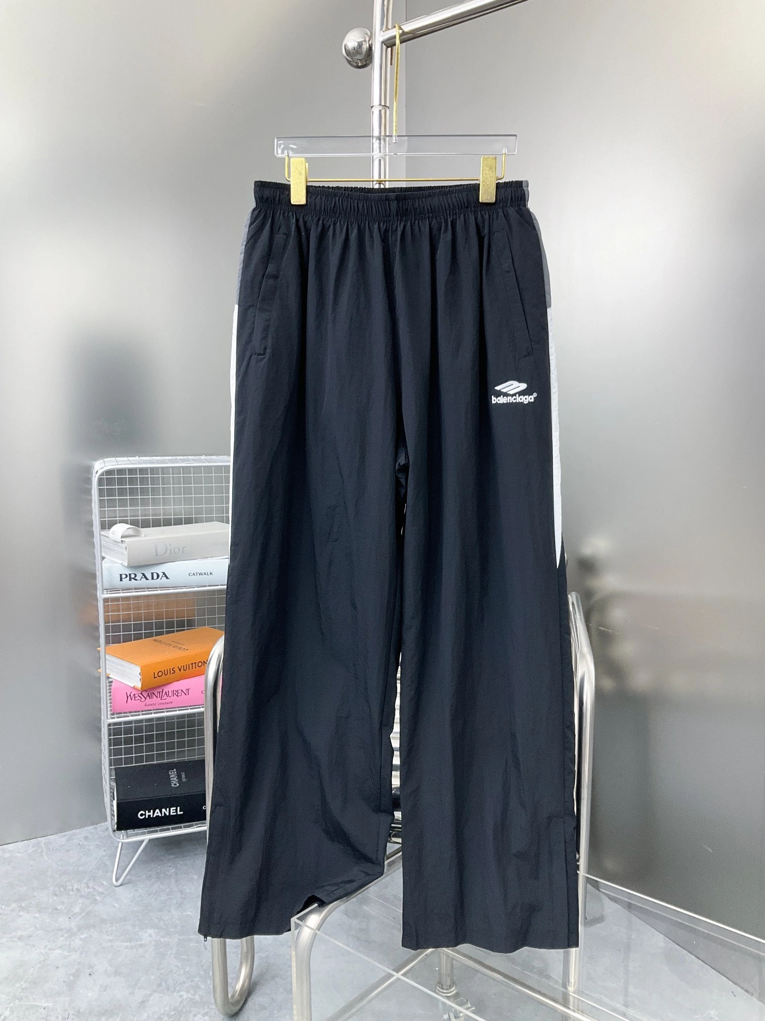 Gemini-- 218593i16 suit nylon embroidery 3colour item:E-F509L0515-3H