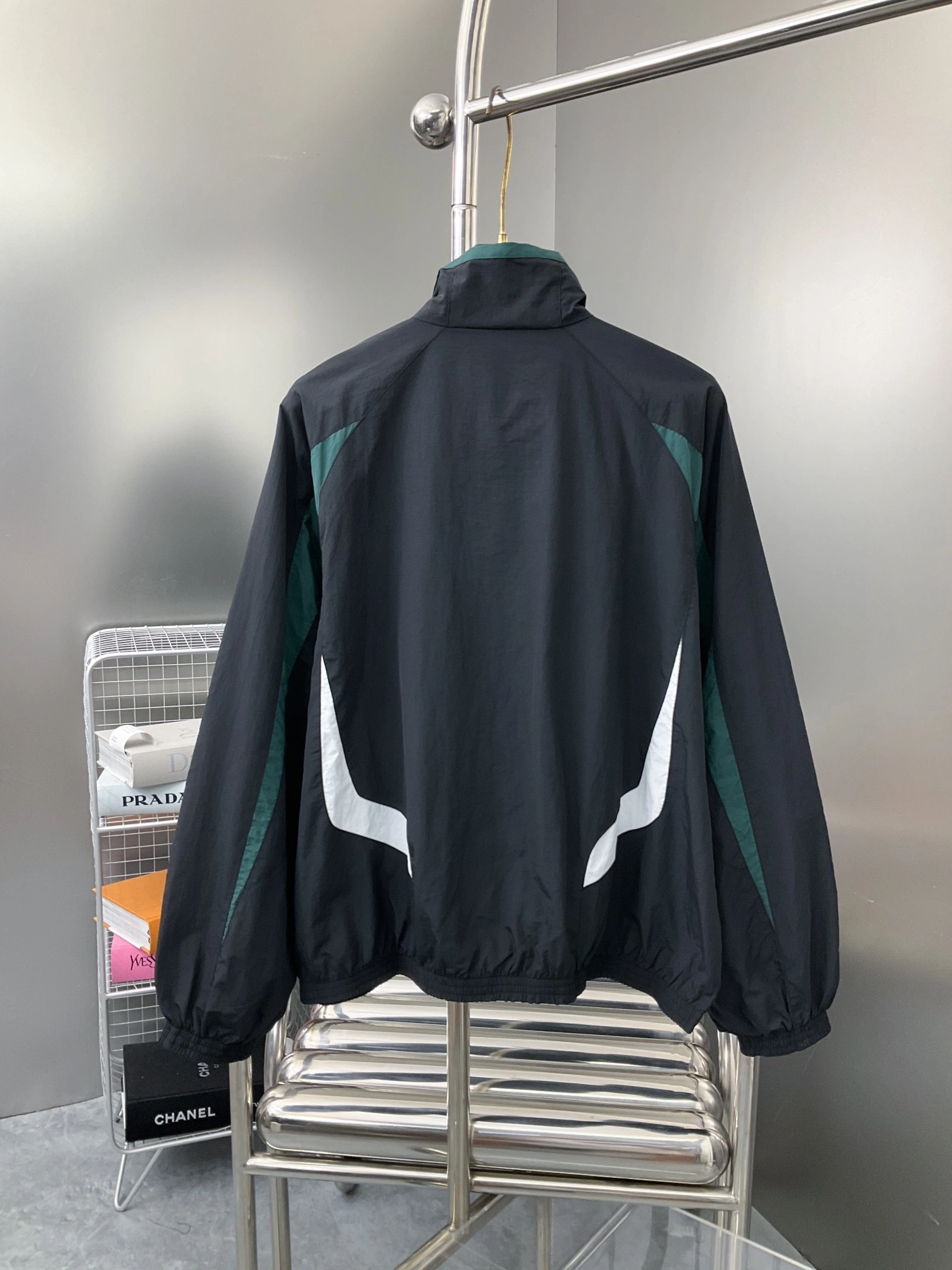 Gemini-- 218593i16 suit nylon embroidery 3colour item:E-F509L0515-3H