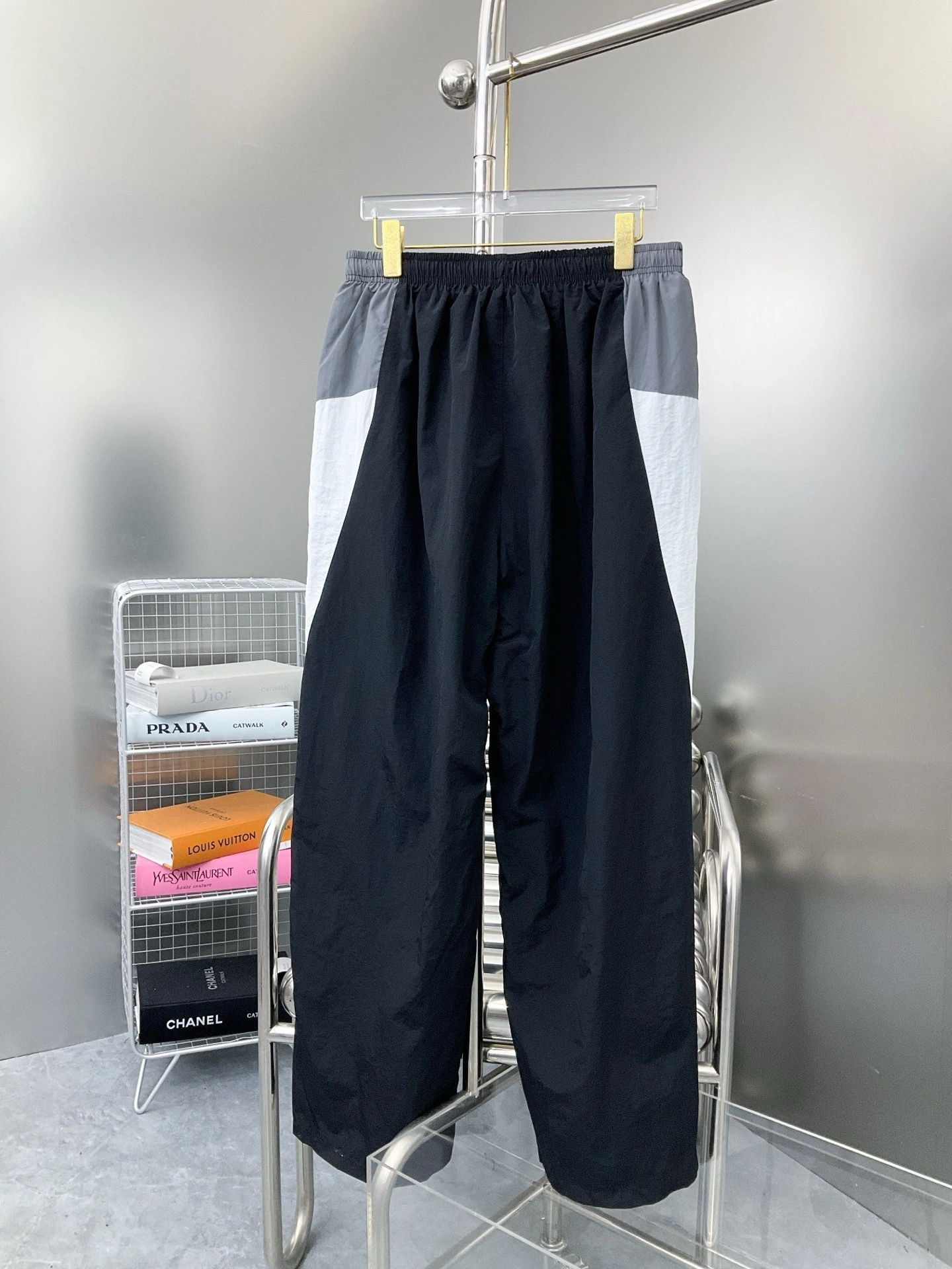 Gemini-- 218593i16 suit nylon embroidery 3colour item:E-F509L0515-3H