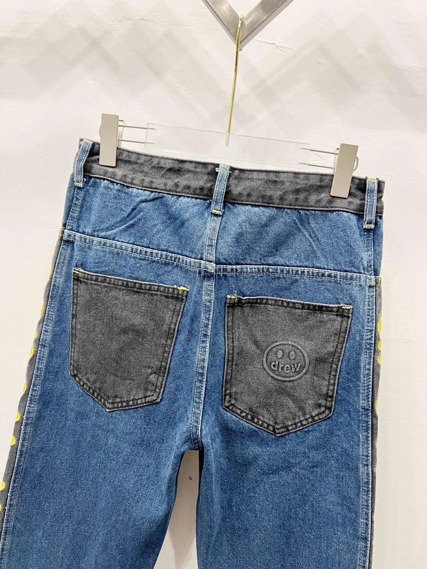 Gemini-- 4r5w embroidery item: E-F431I2815
