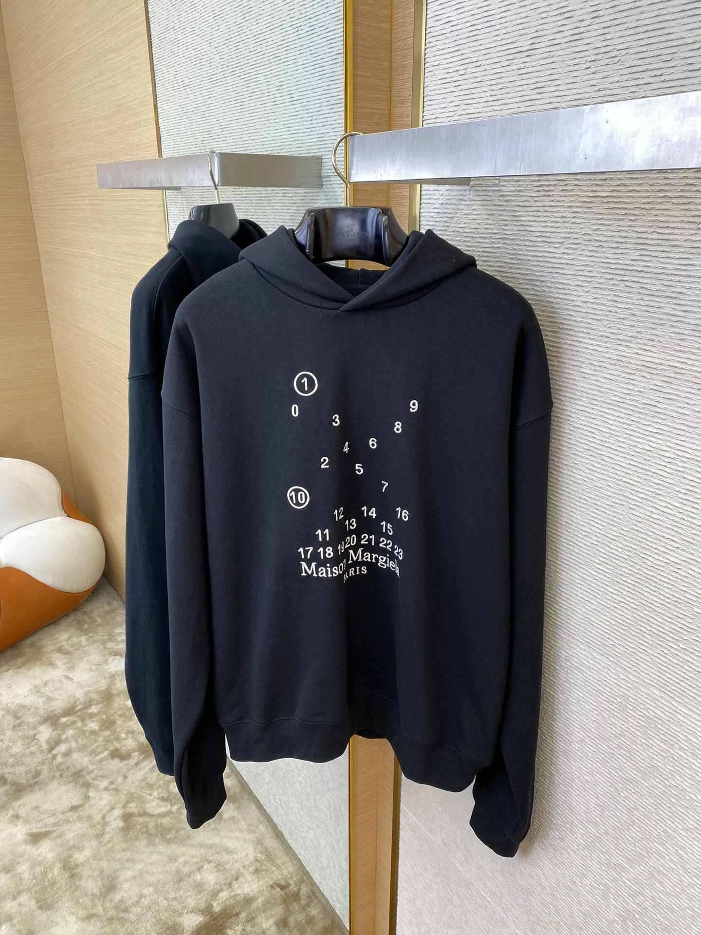 Gemini-- 71iso97 embroidery item:D-F000J1697H