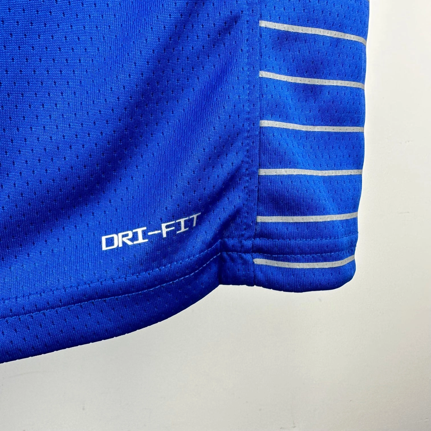 Gemini - 9ik5 embroidery item:E-F125E0518