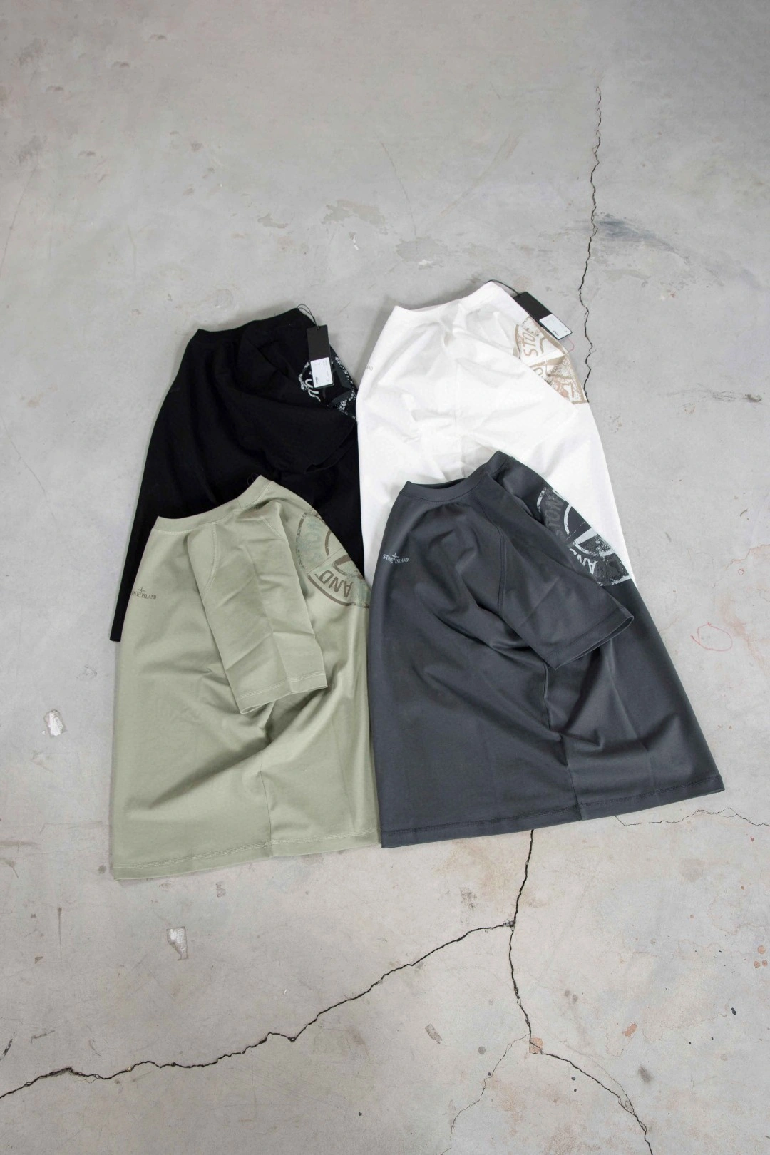 Gemini - Is8194 cotton oversize 4colour item:E-F125E0210-4