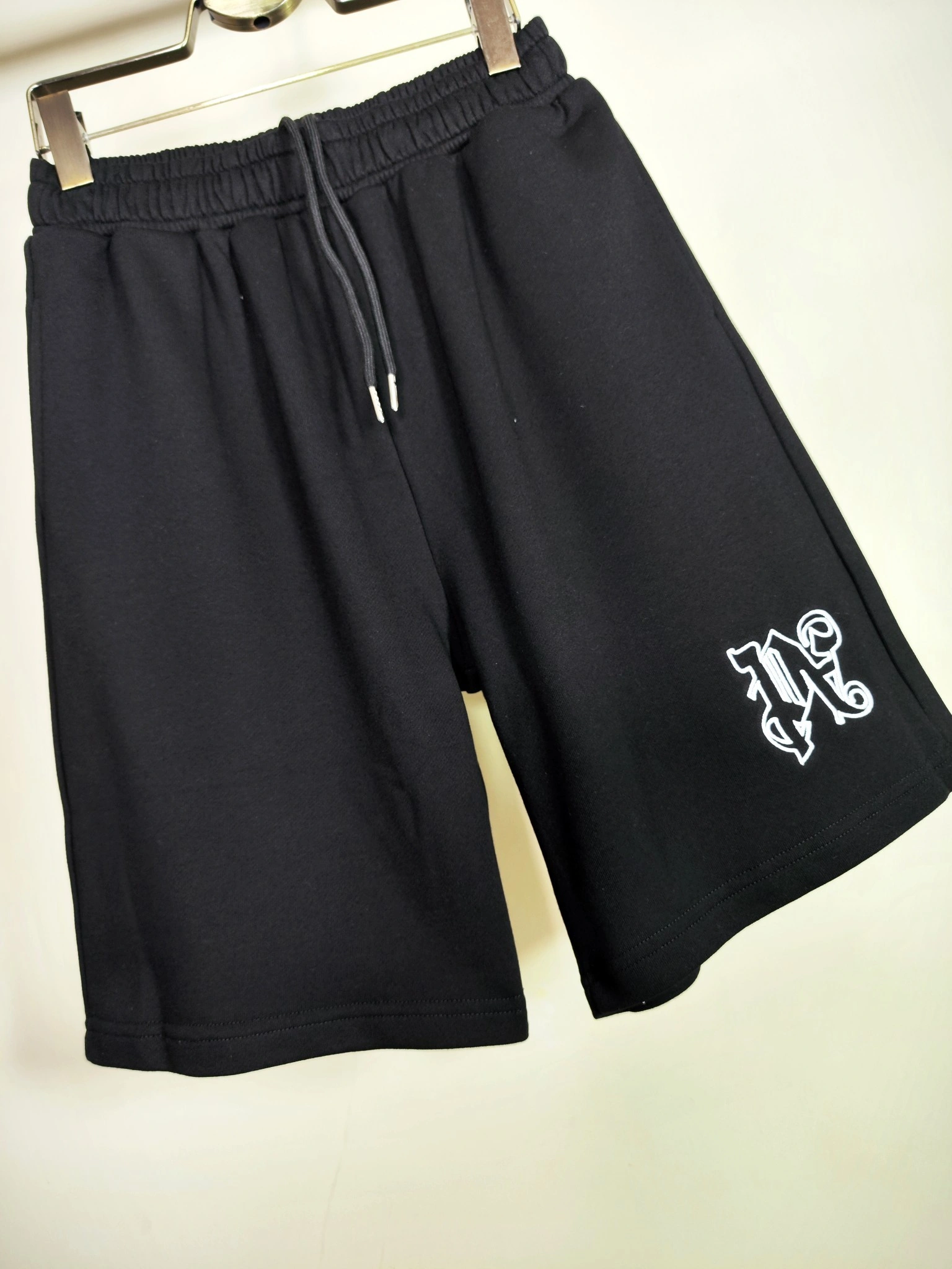 Gemini-- P187 shorts 2colour item:E-FL29H3006-2