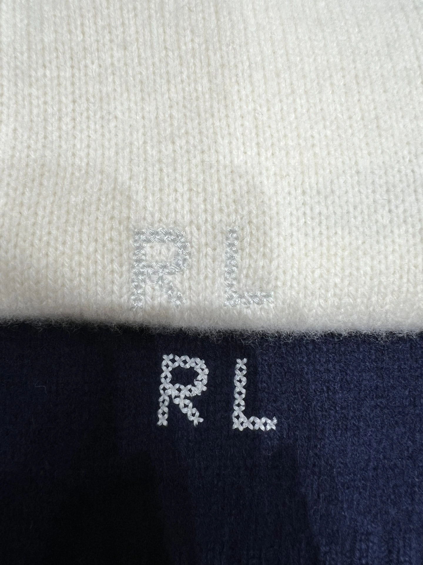 Gemini-- R18ph cashmere wool 2colour item:E-F140J0825-2H