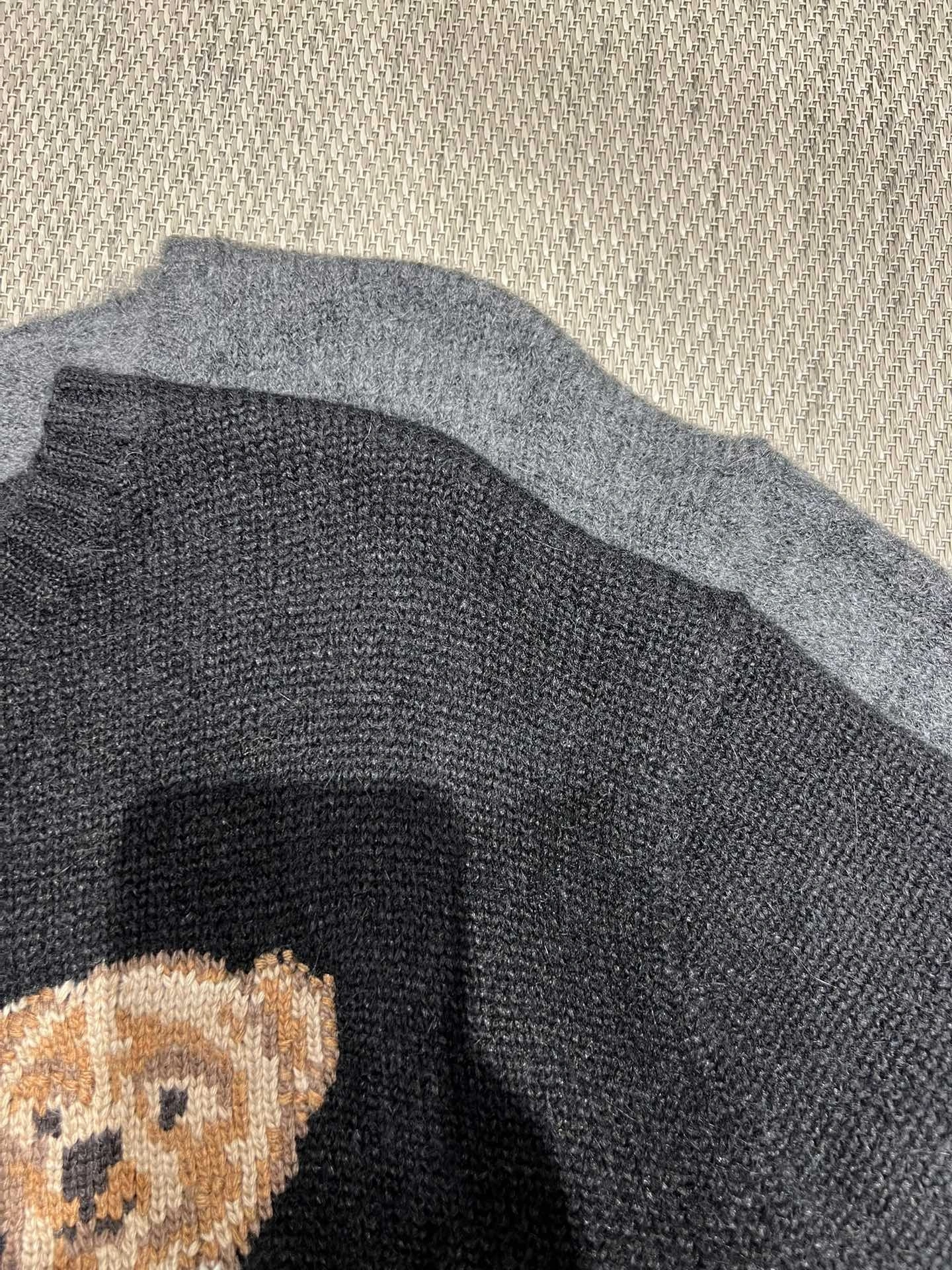 Gemini-- R18ph cashmere wool embroidery 2colour item:E-F140J0826-2H