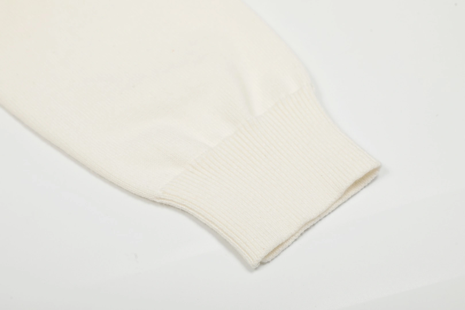 Gemini-- R18ph embroidery 10colour item: E-F431I2813-10
