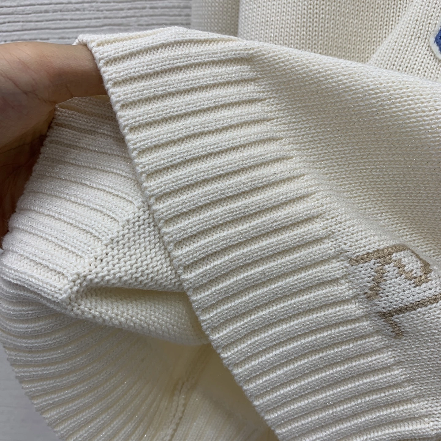 Gemini-- R18ph embroidery 2colour item:E-F044L2715-2H
