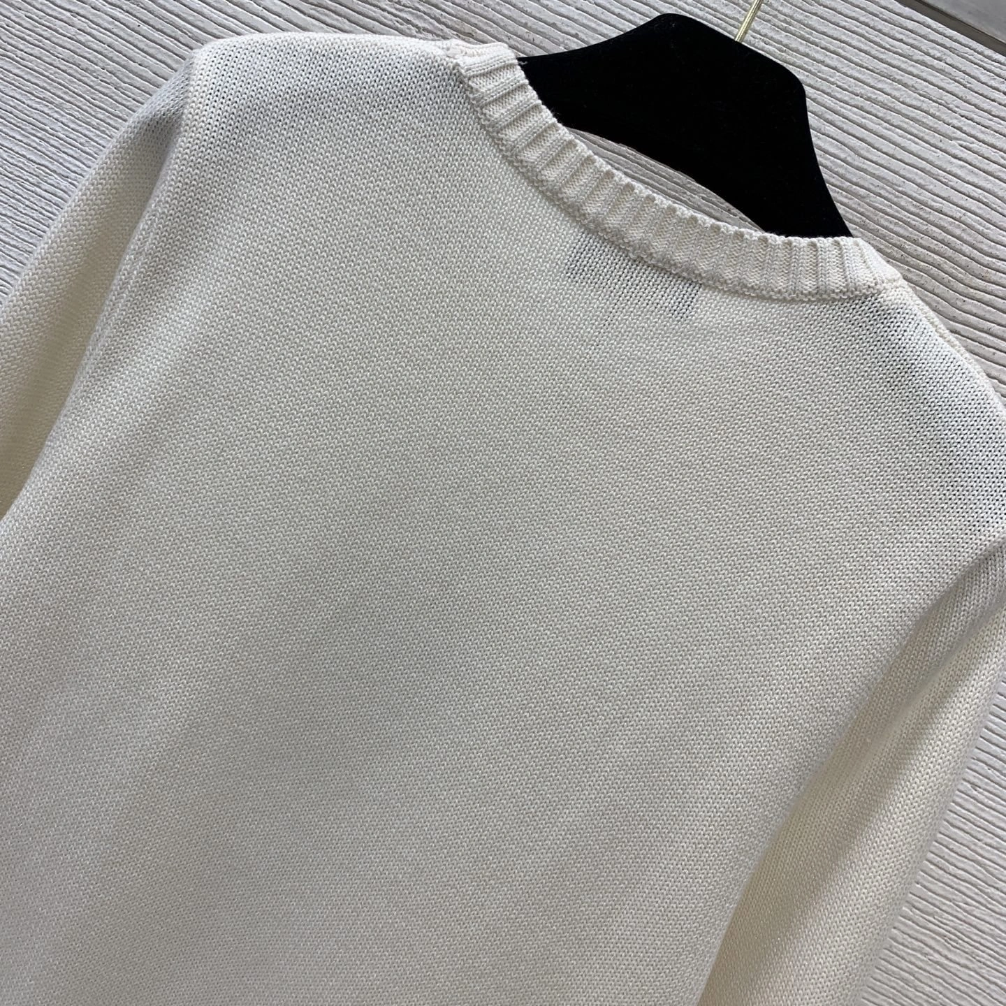Gemini-- R18ph embroidery 2colour item:E-F044L2716-2H