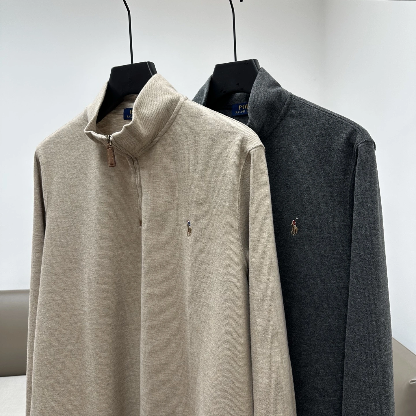 Gemini-- R18ph embroidery Cotton oversize 2colour item: E-F110J0112-2