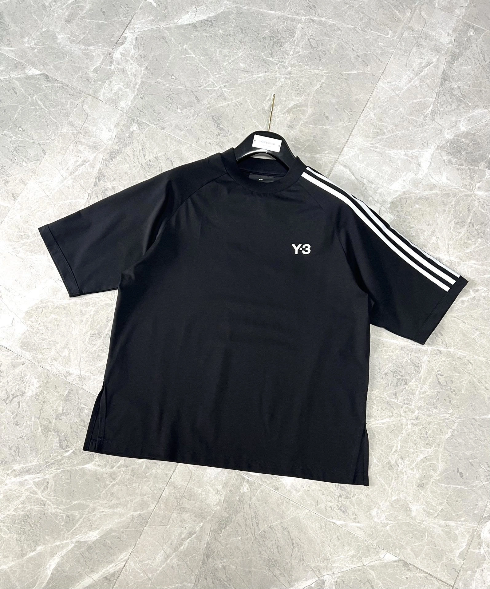 Gemini-- Y-3 Oversized 2colour item:D-F000E2425-2