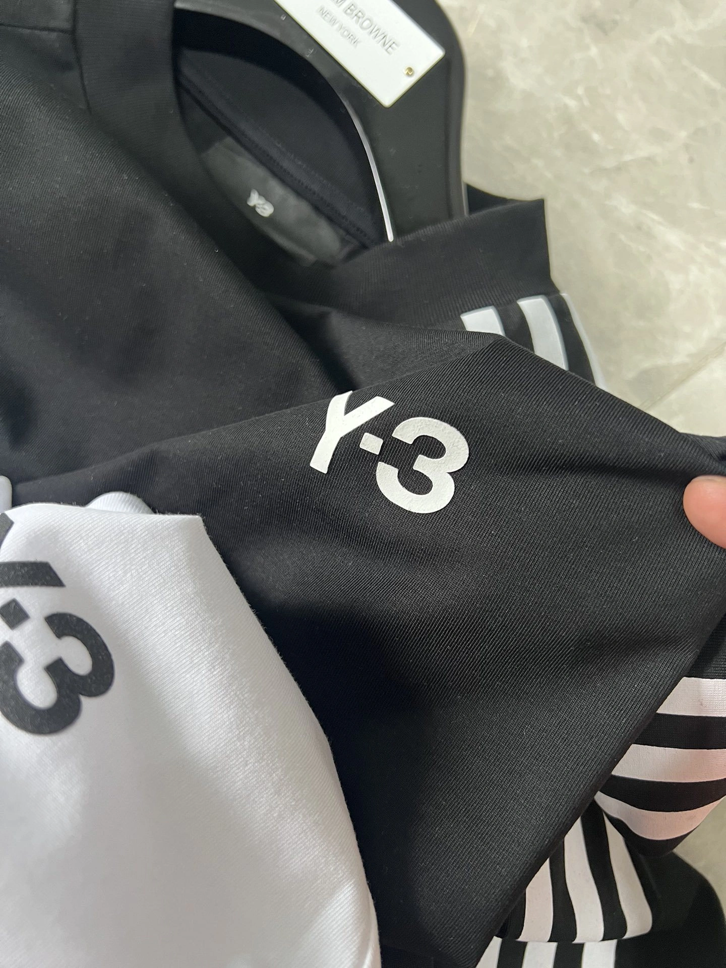 Gemini-- Y-3 Oversized 2colour item:D-F000E2425-2