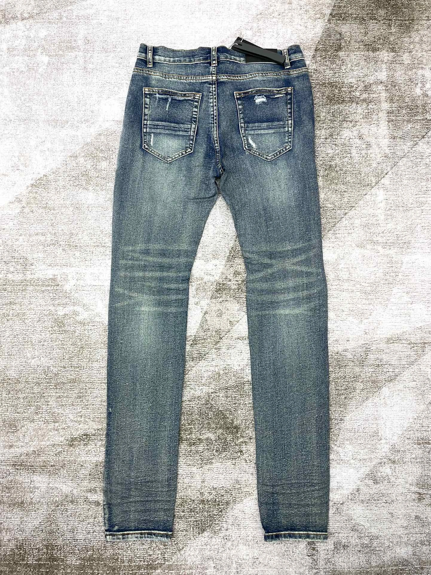 Gemini-- item: C-F000C1051