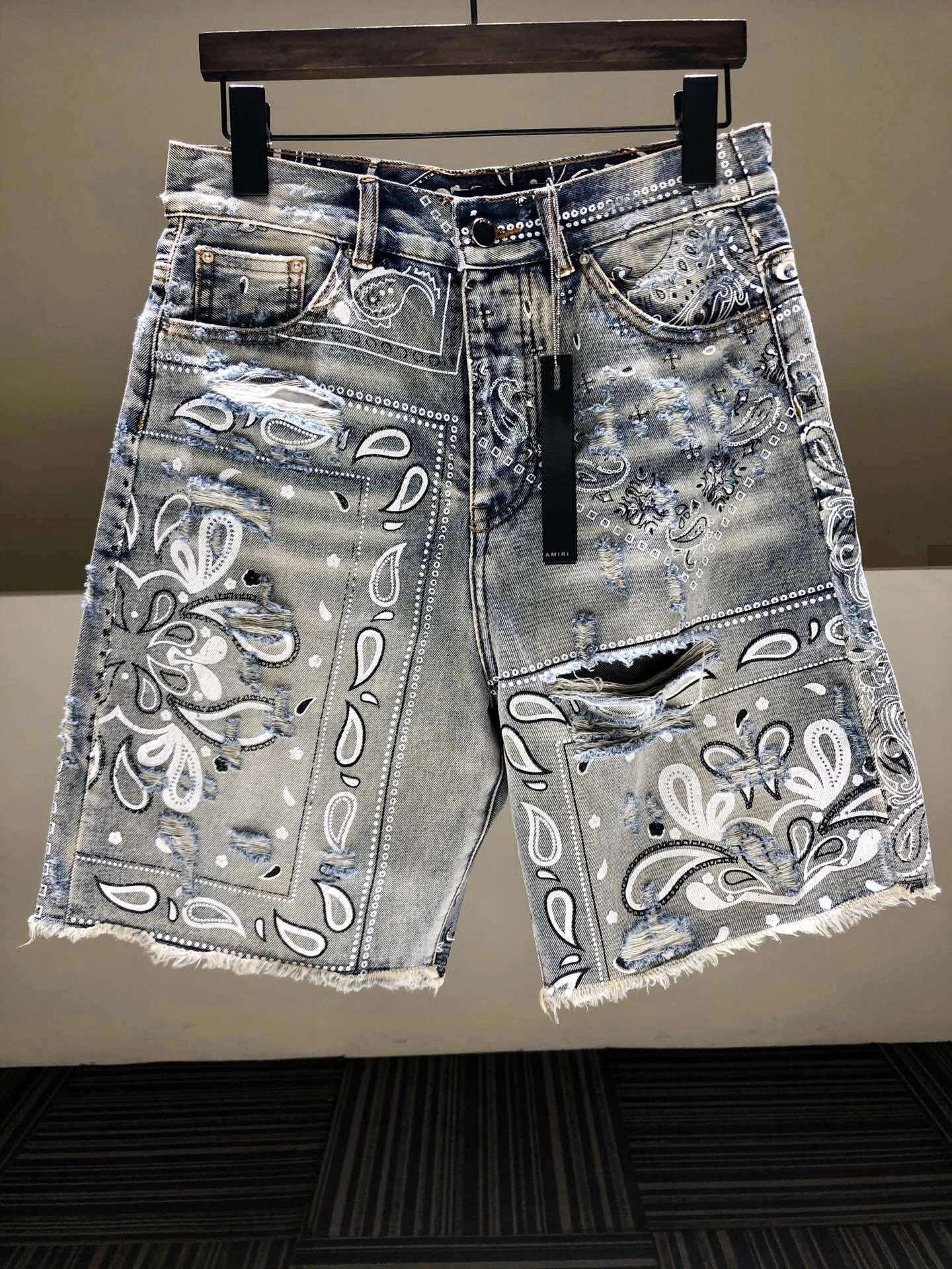 Gemini-- item:C-F000C1057