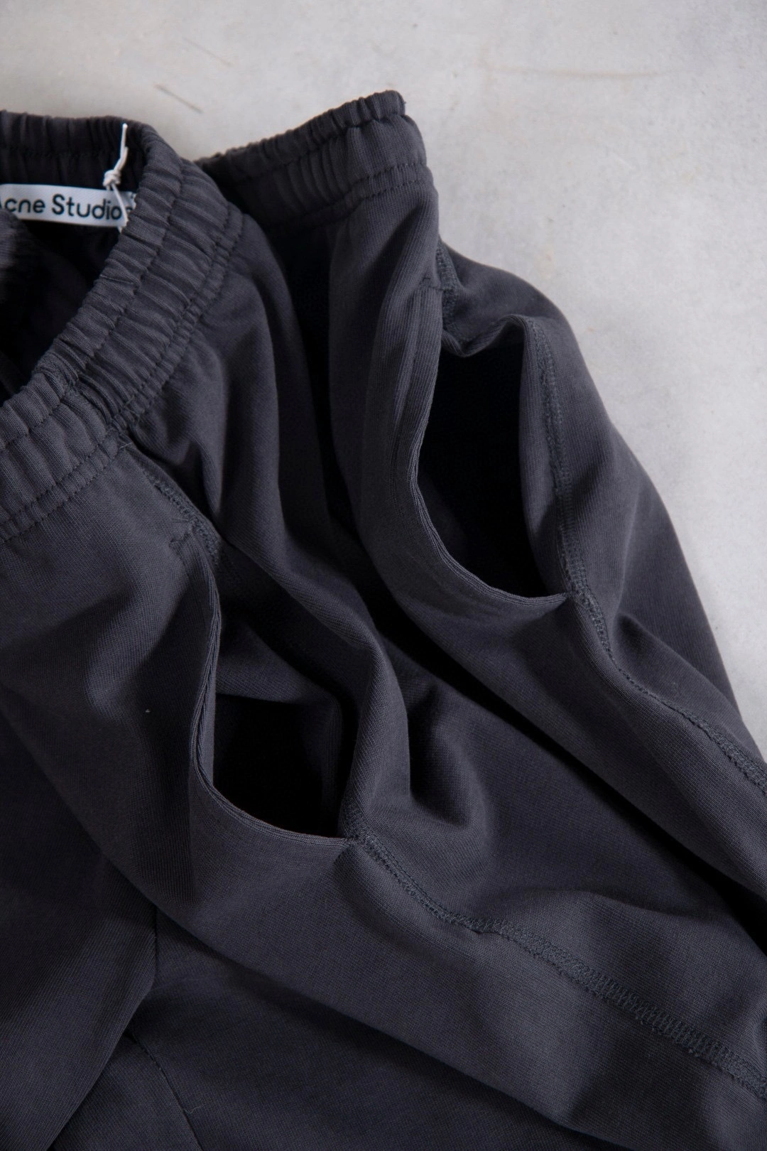 Gemini- 1395 item:E-F000J0110