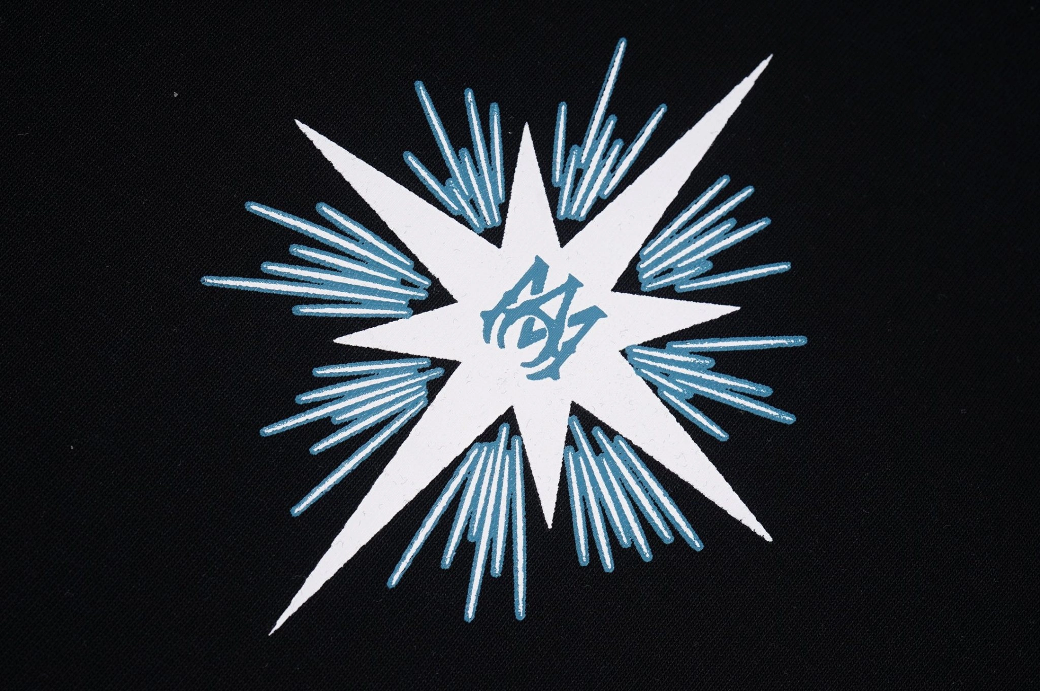 Gemini- 17I 2Colour item:E-F000D0636-2