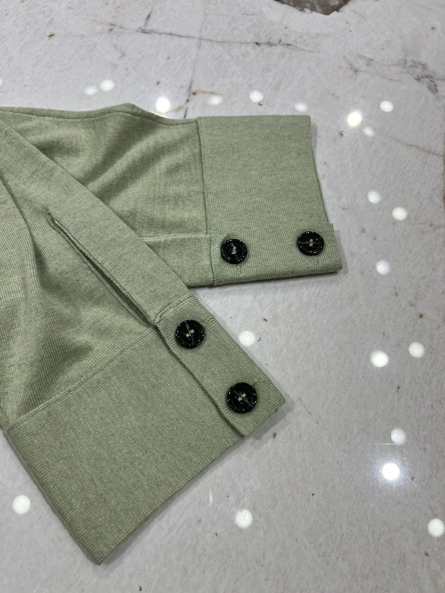 Gemini- 17I oversized 3colour item:D-F140J5914-3