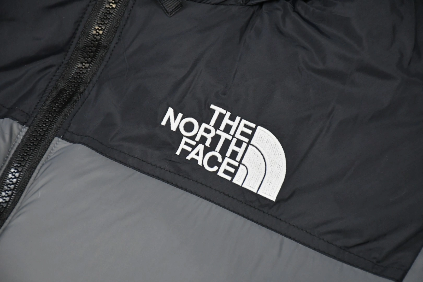 Gemini- 1996 Retro Nuptse oversized item:C-F377K1225