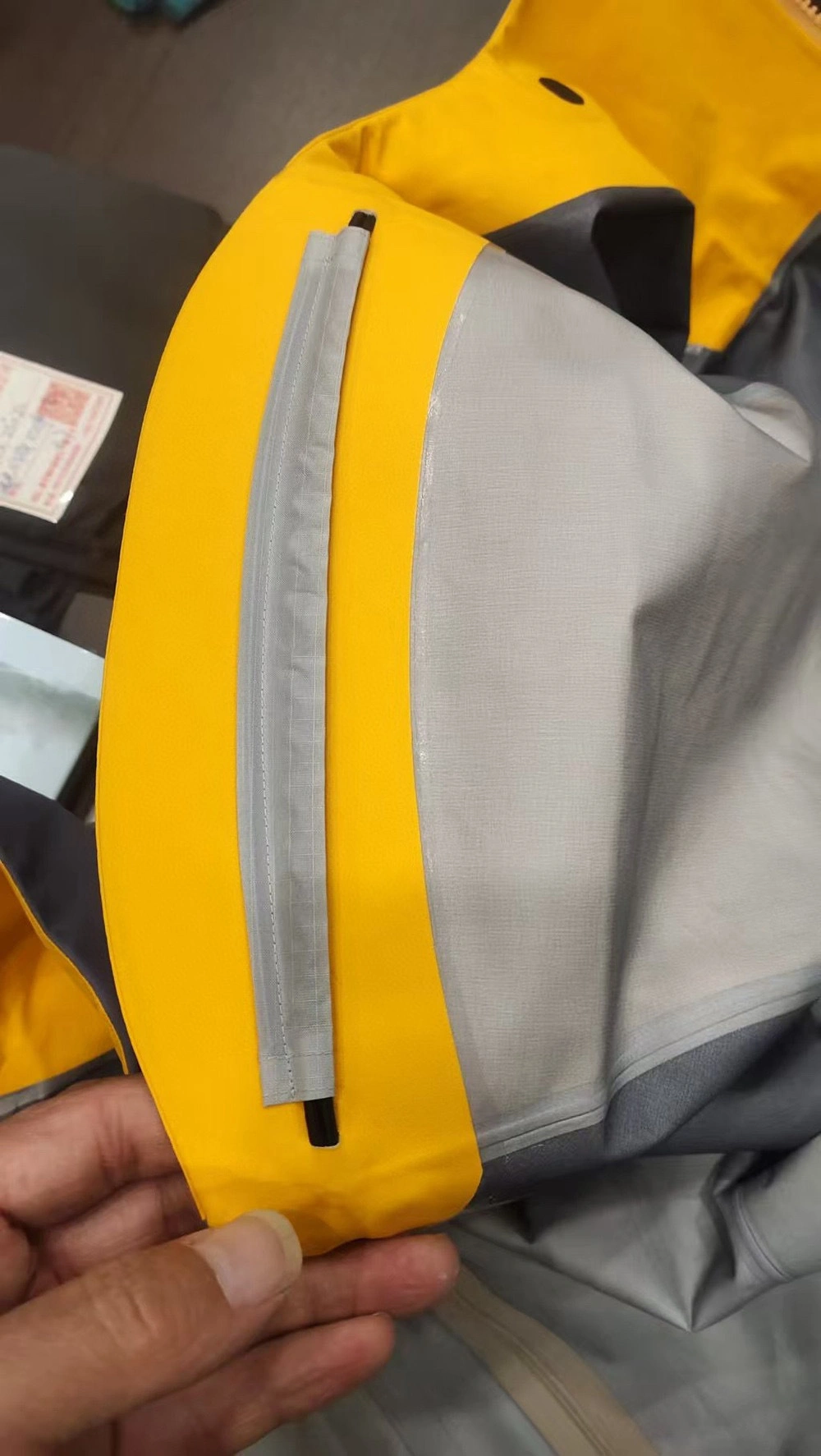 Gemini- 1r3t5ryx Gore-tex oversized item:E-F501C1120