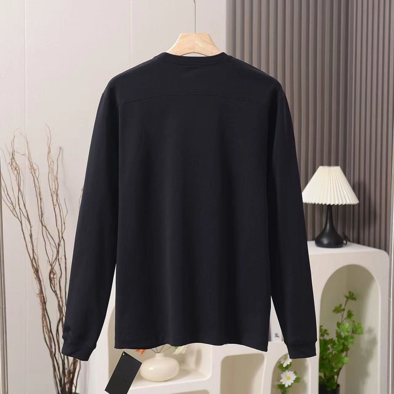 Gemini- 1r3t5ryx Rho LT Crew Neck item:E-F110I1010