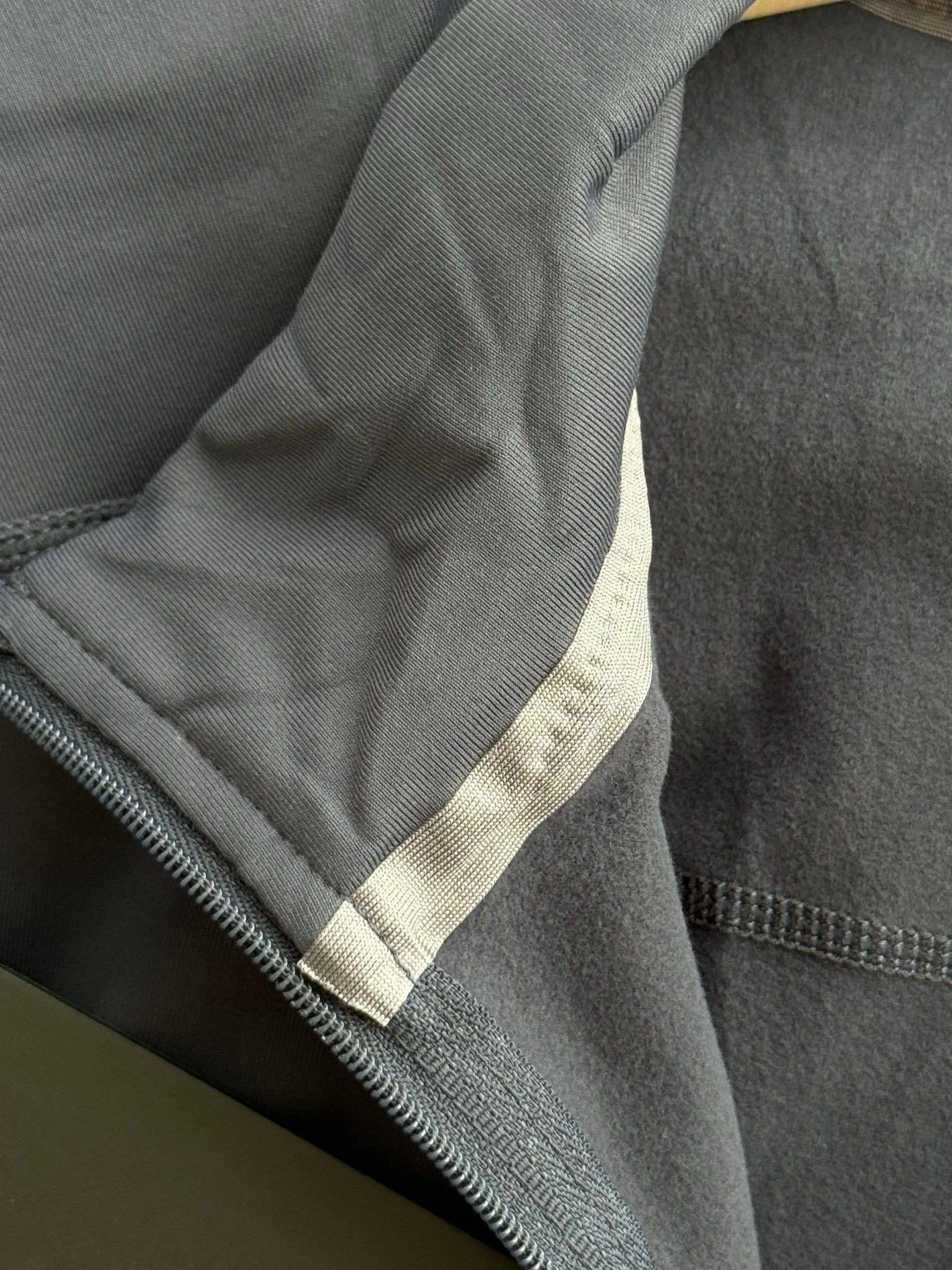 Gemini- 1r3t5ryx oversized 2Colour item:D-F090I0505-2