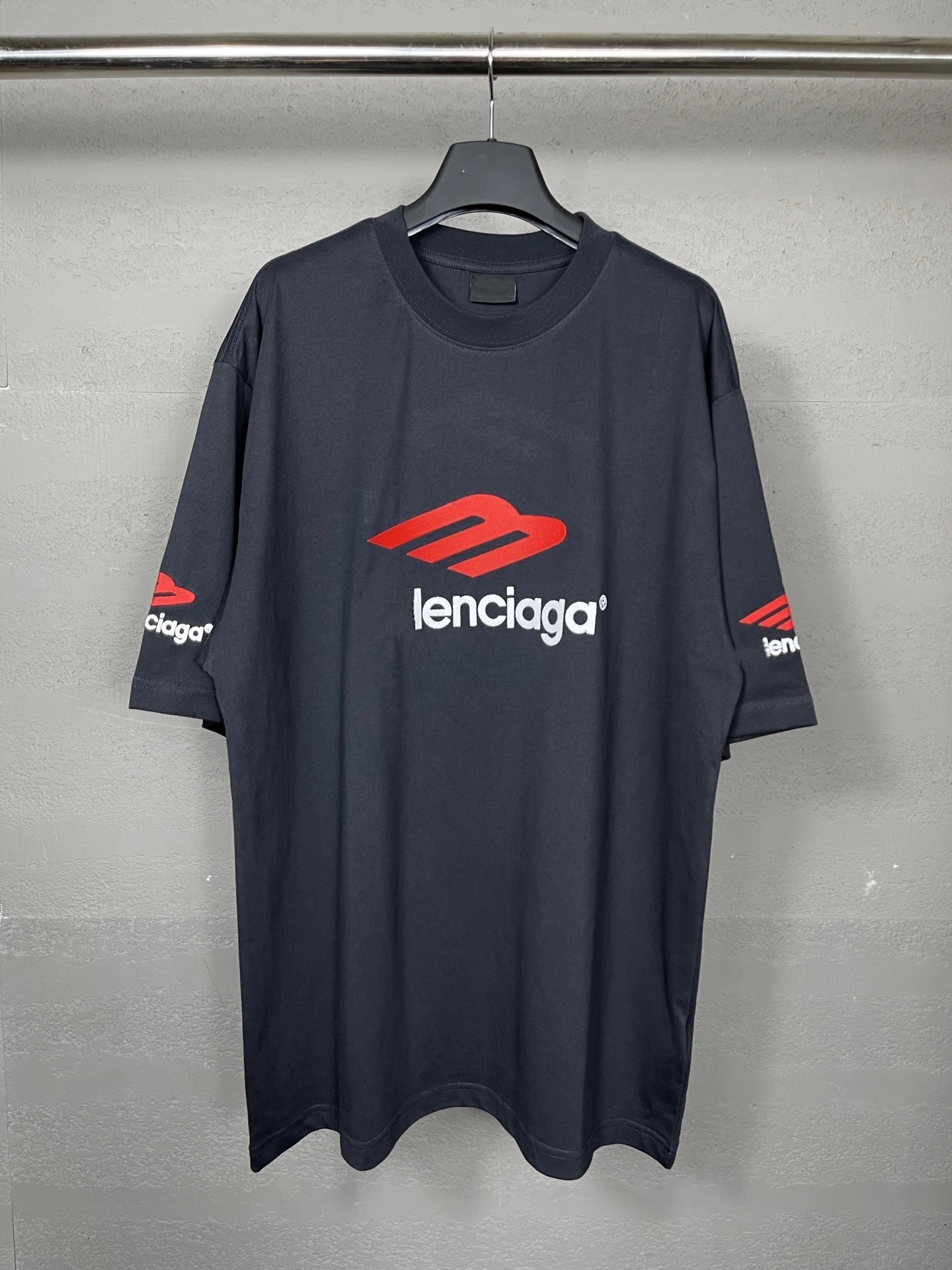 Gemini- 218593i16 embroidery T shirt oversized 2Colour item:D-FL29H0150-2