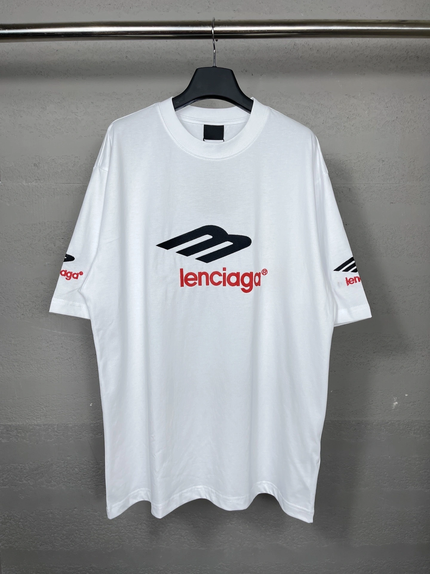 Gemini- 218593i16 embroidery T shirt oversized 2Colour item:D-FL29H0150-2