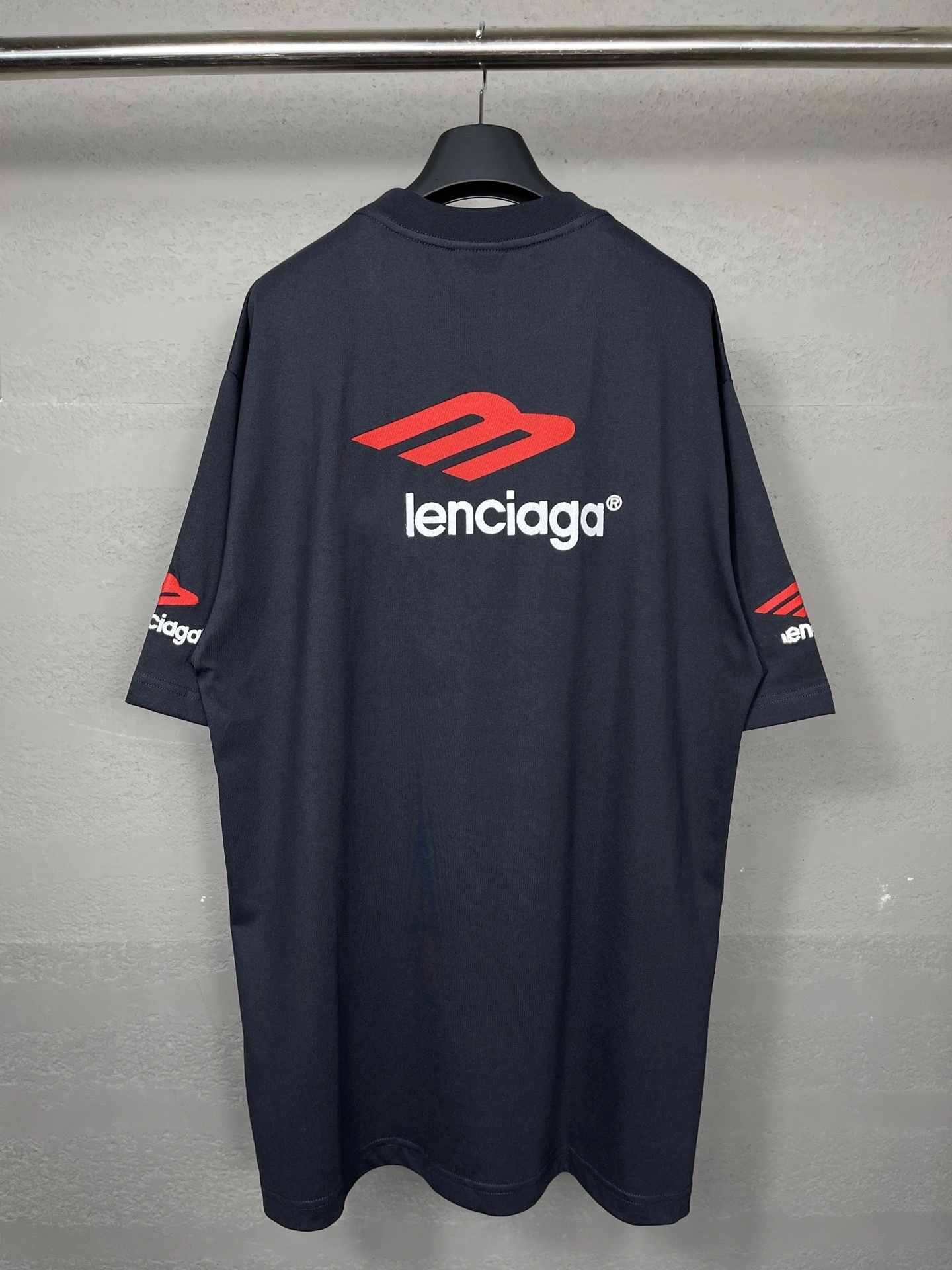 Gemini- 218593i16 embroidery T shirt oversized 2Colour item:D-FL29H0150-2
