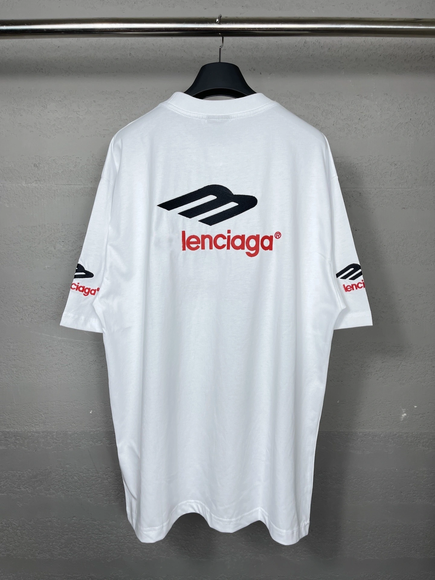 Gemini- 218593i16 embroidery T shirt oversized 2Colour item:D-FL29H0150-2