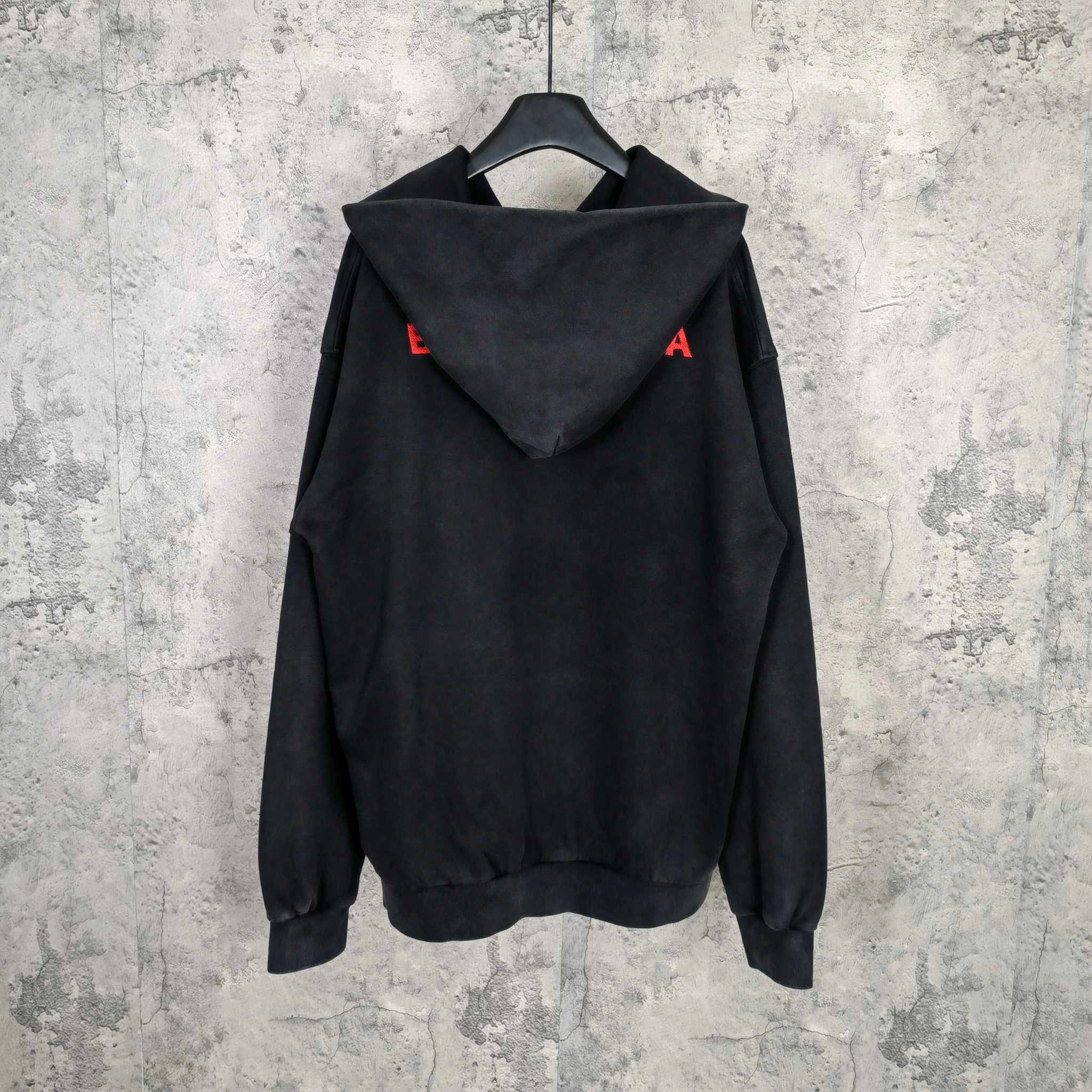 Gemini- 218593i16 embroidery oversize item:E-F000H2912H