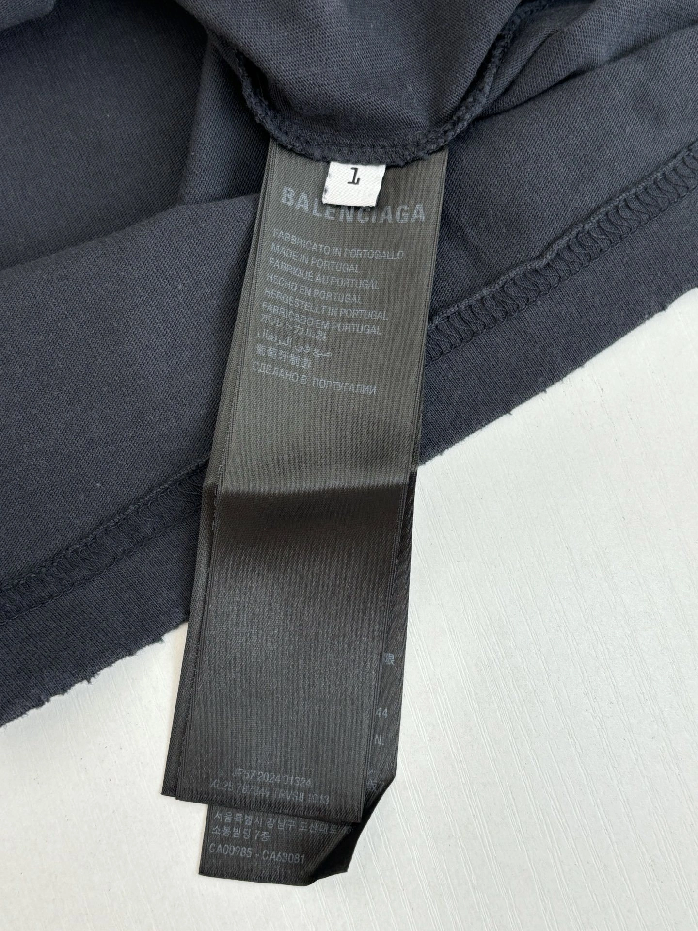 Gemini- 218593i16 oversize 2colour item:E-F363H2604-2