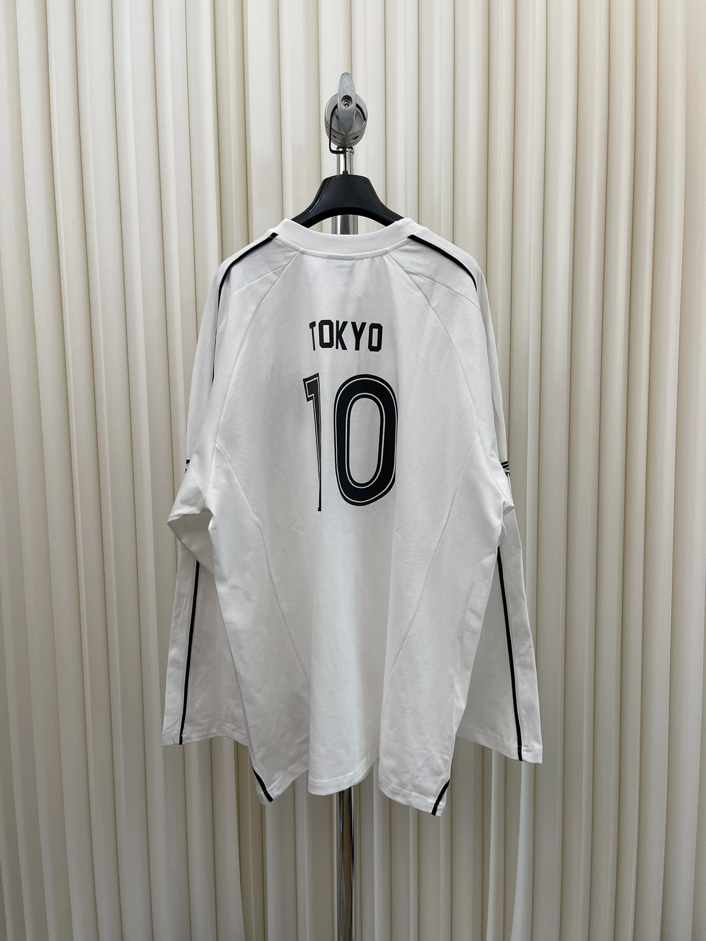Gemini- 218593i16 oversized 2Colour item:D-F244I2098-2H
