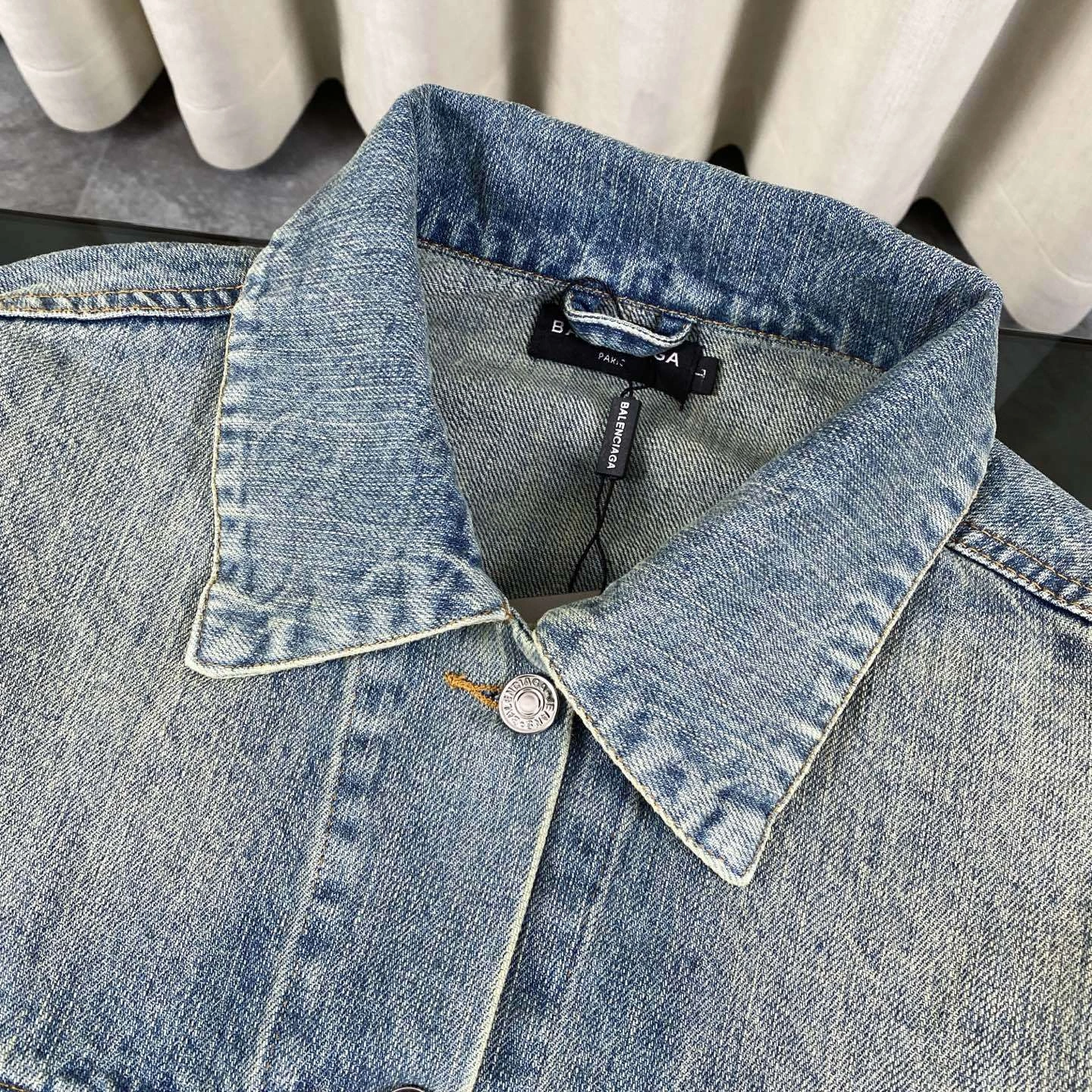 Gemini- 218593i16 oversized item:E-F431B2322