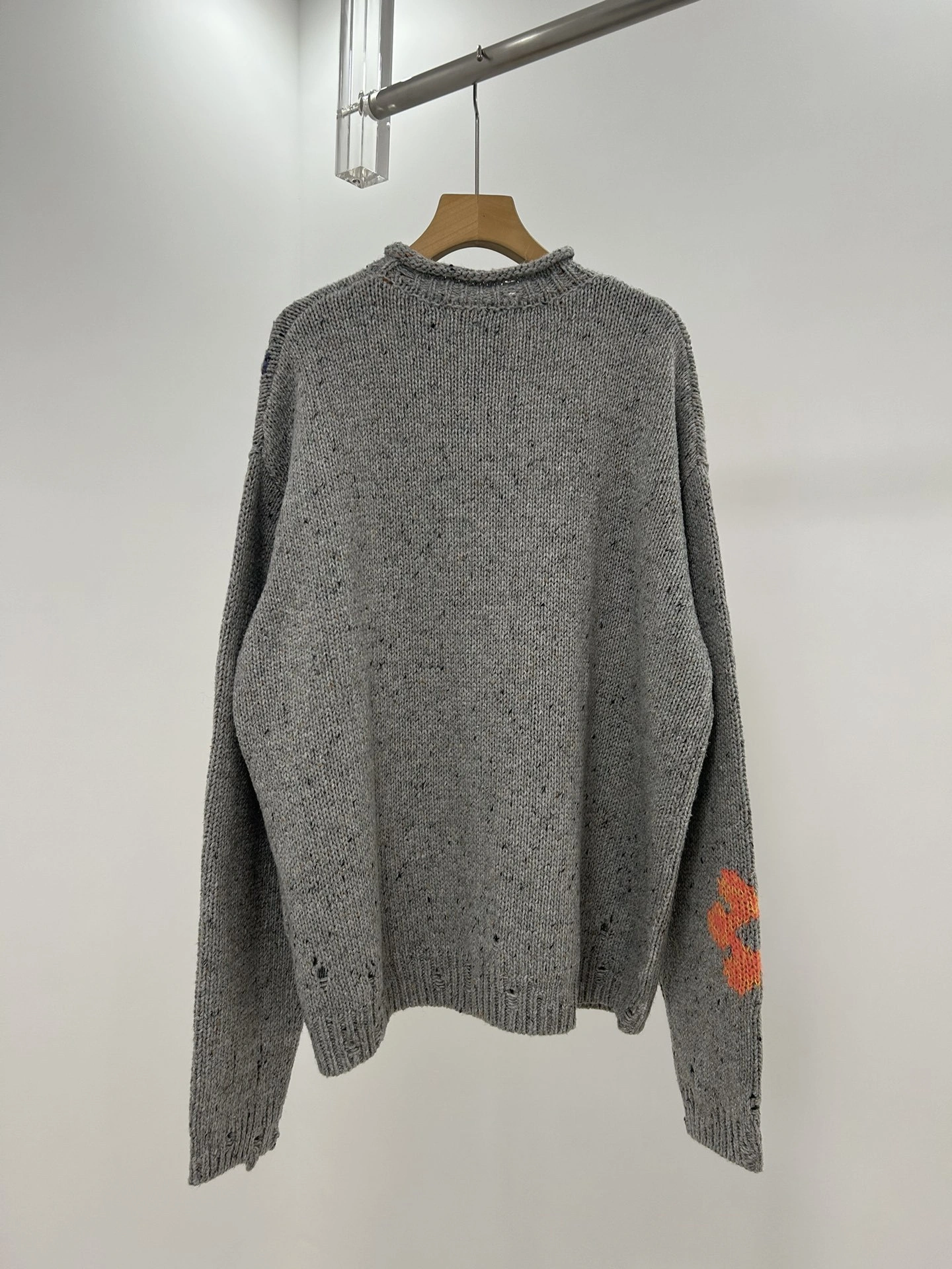 Gemini- 23 oversized item:C-F390I1205