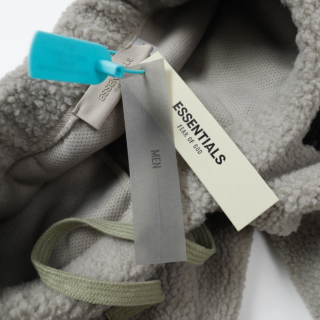 &Gemini- 2Colour item:C-F000I1708-2