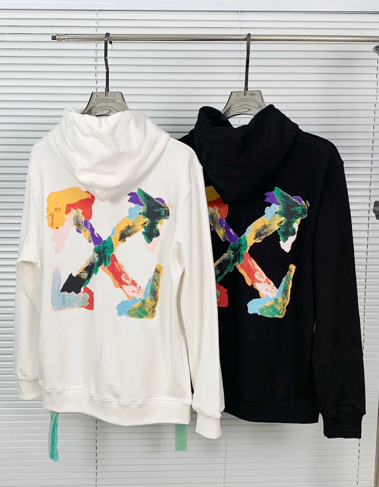 &Gemini- 2Colour item:C-F322H2023-2