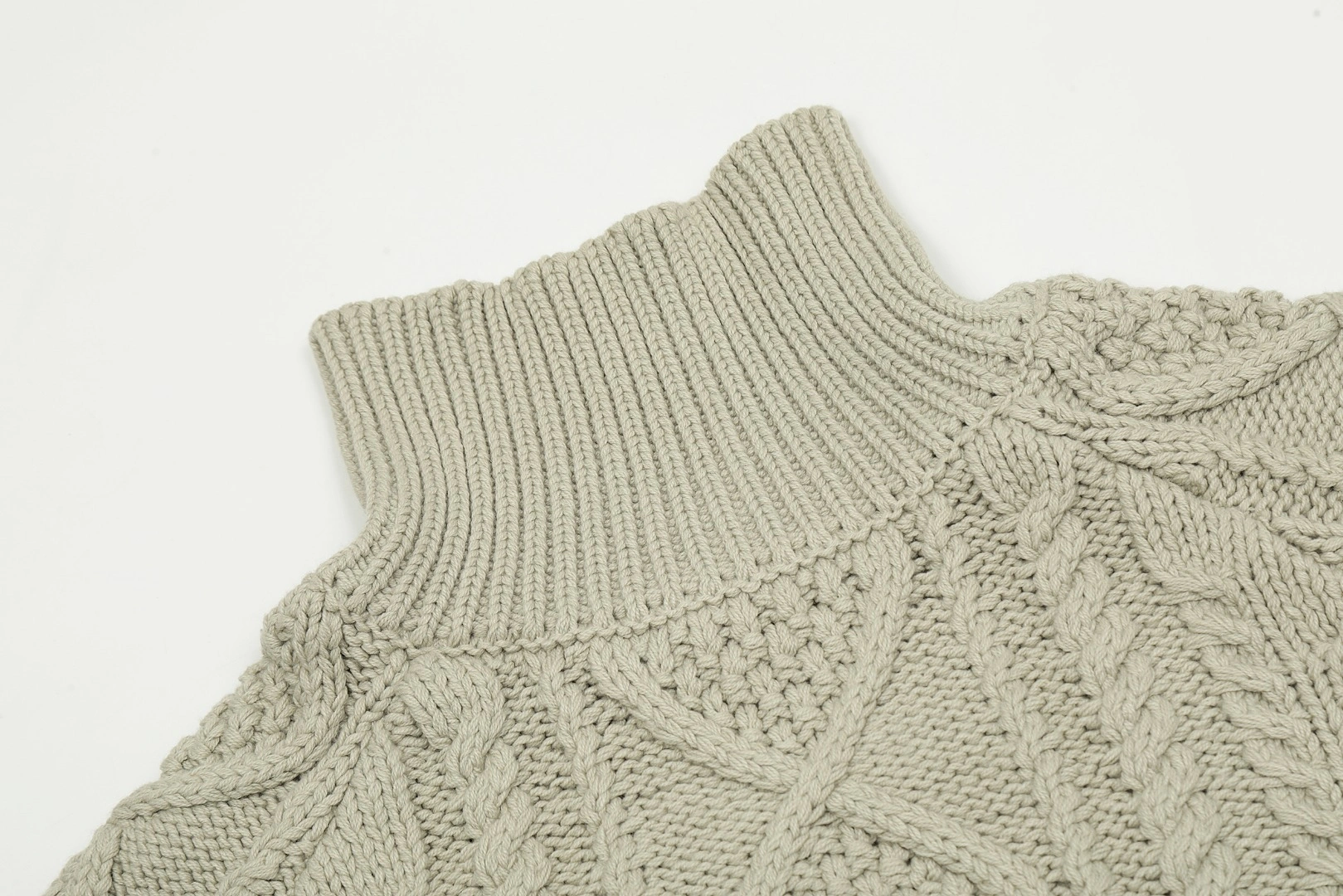 Gemini- 2Colour item:C-F322J1489-2