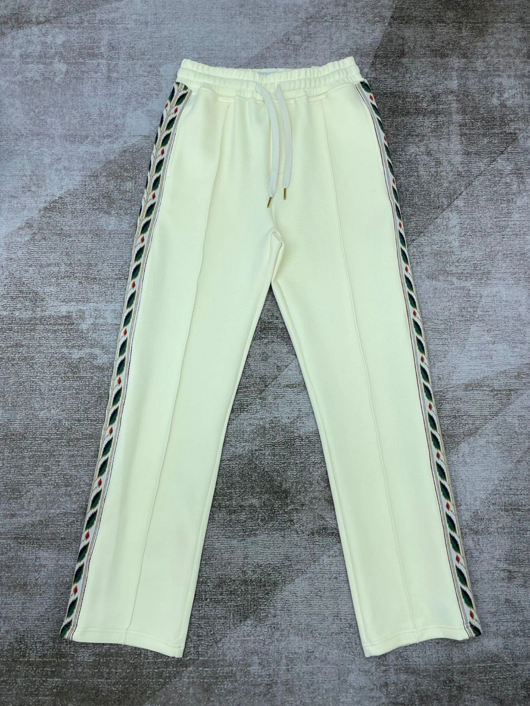 Gemini- 2Colour item:C-F567K0327-2