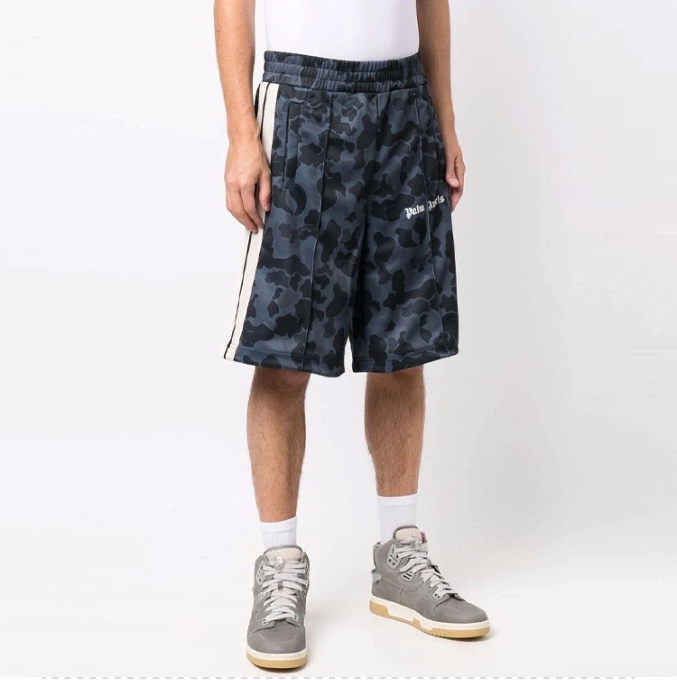 &Gemini- 2Colour item:C-FL10H1337-2