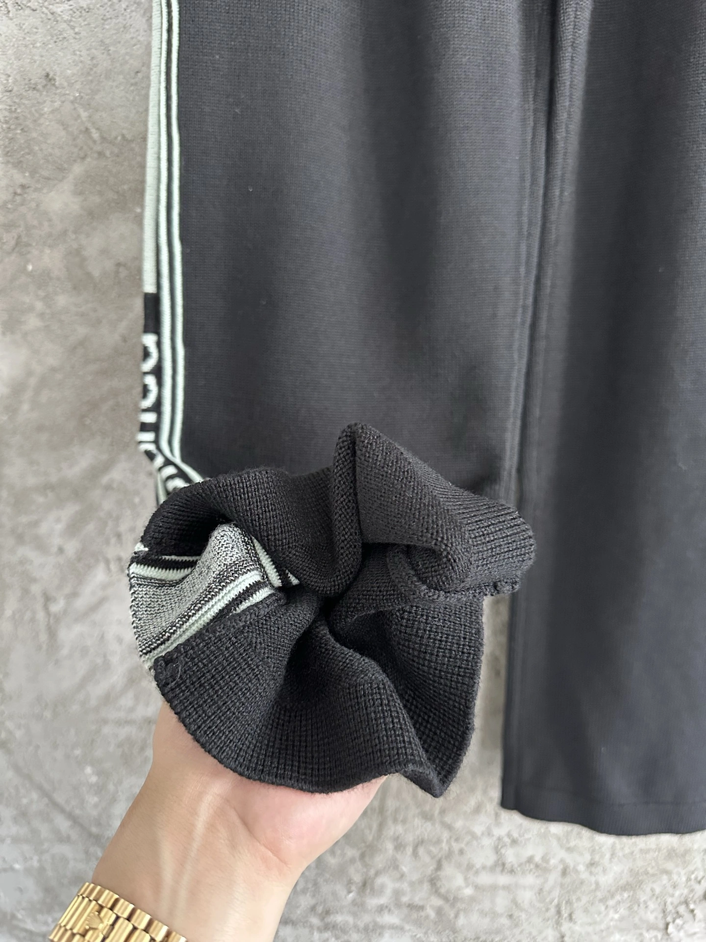 Gemini- 31s1281931 embroidery wool item:E-F467J0732H