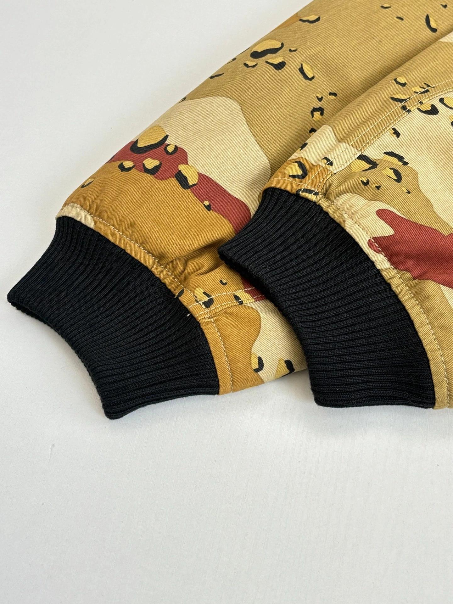 Gemini- 3hro75 2Colour item:E-F363K1624-2H