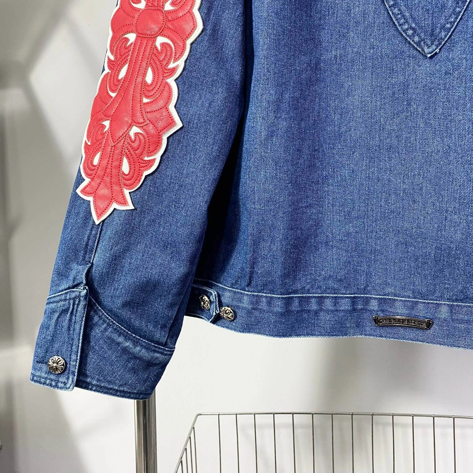 &Gemini- 3hro75 oversized item:D-F110G2739