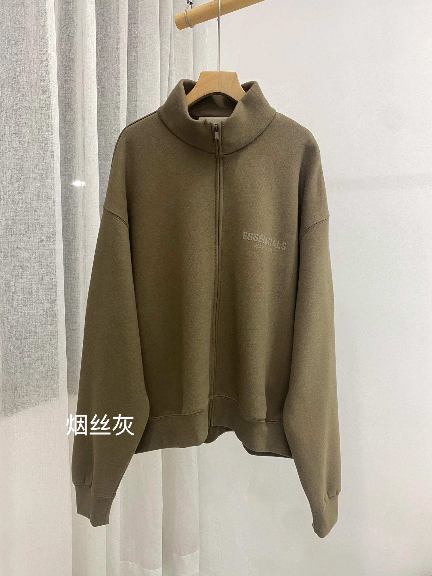 Gemini- 4Colour item:D-F000D0137-4