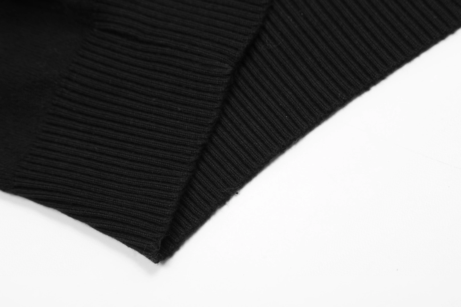 Gemini- 4r5w embroidery item:D-F157J4610