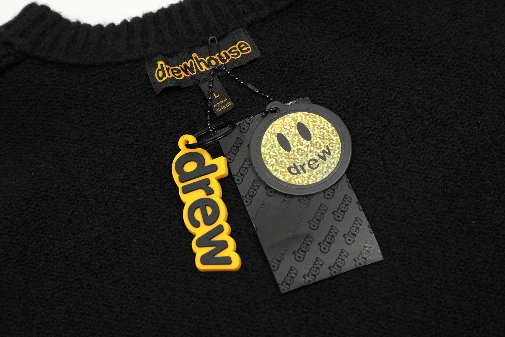 Gemini- 4r5w embroidery oversized item:D-F157J4609