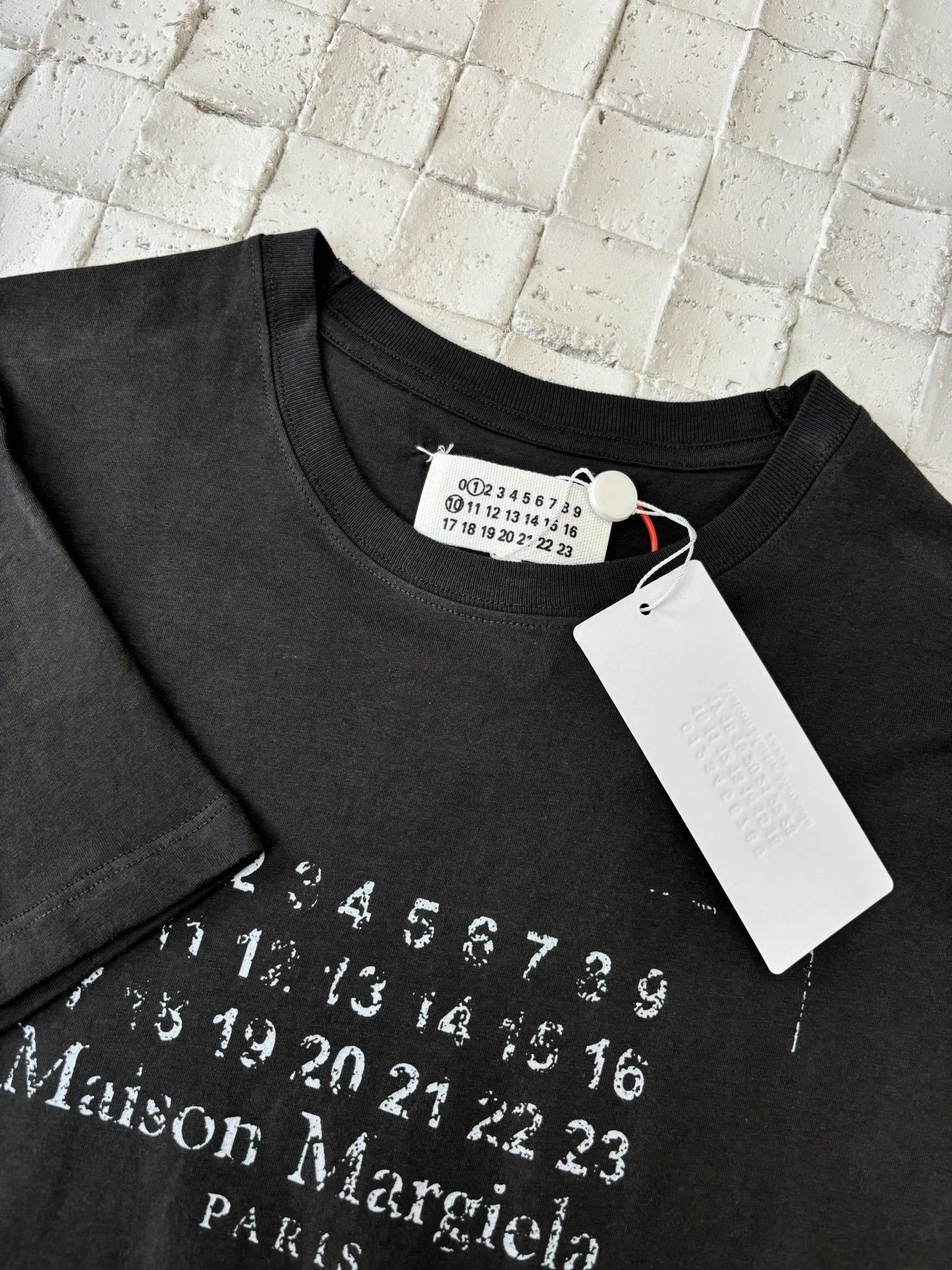 Gemini- 71iso97 oversize 2colour item:E-F363F1038-2