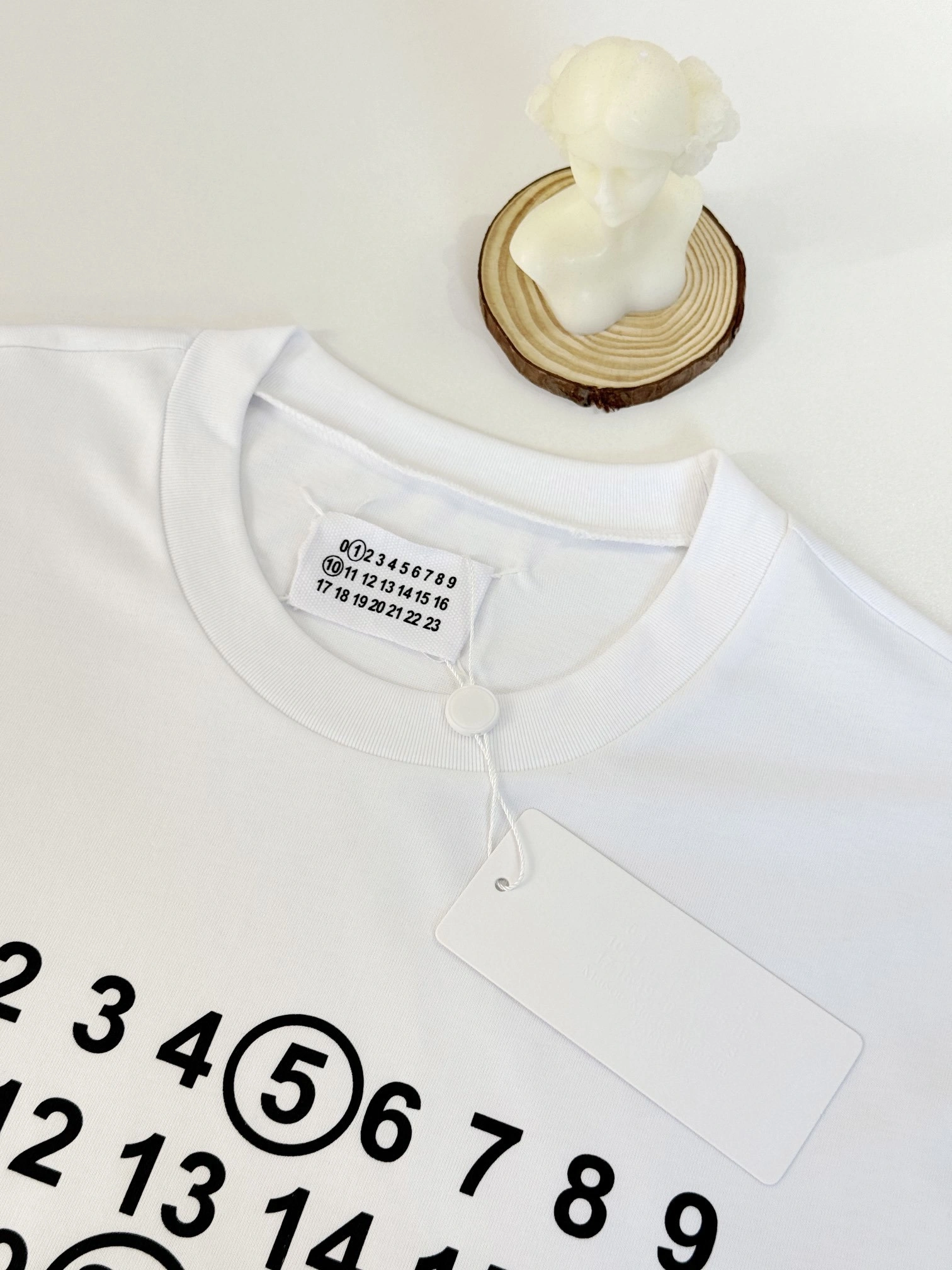 Gemini- 71iso97 oversized item:D-F405F0157