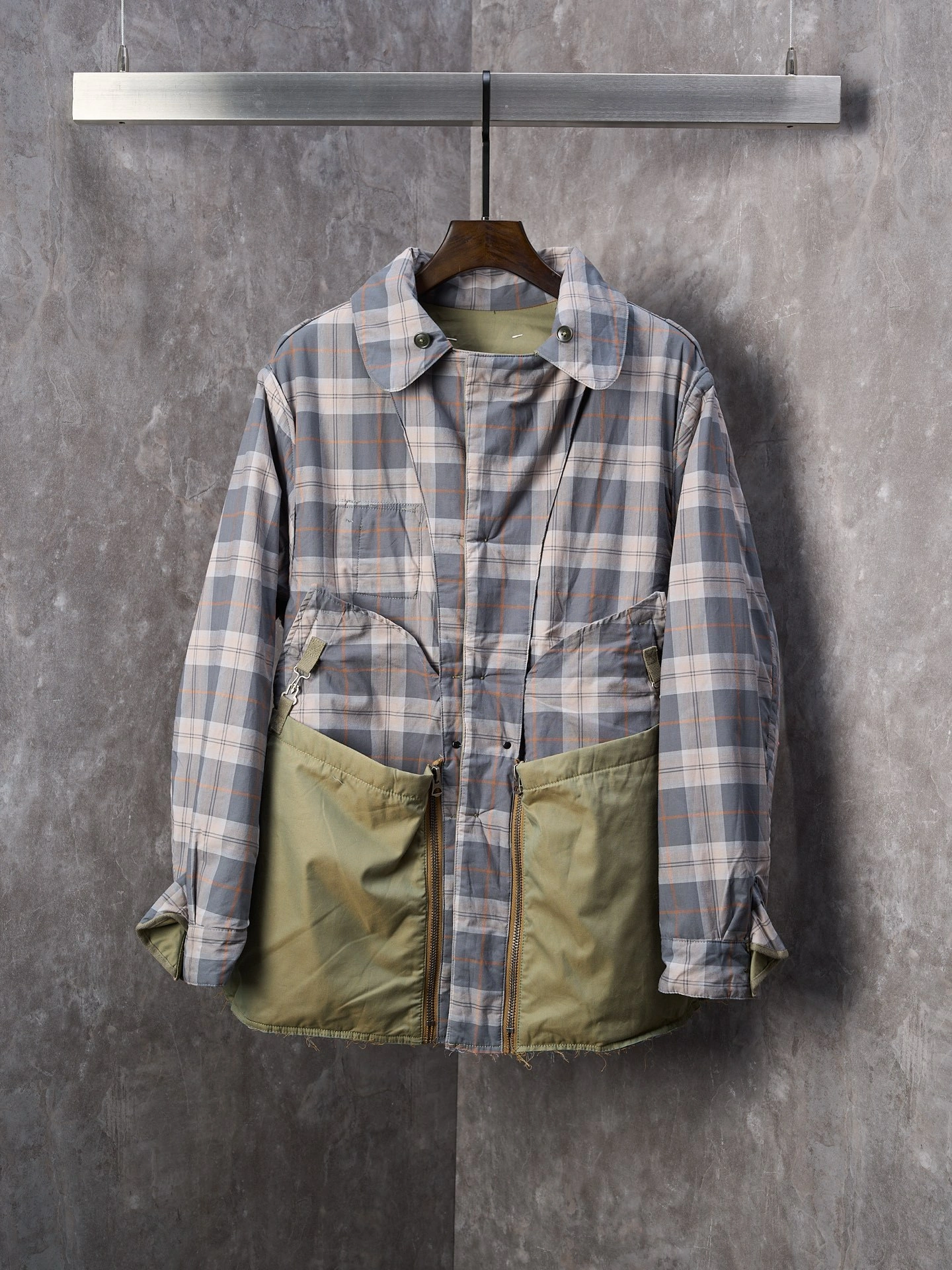 Gemini- 71iso97 reversible Cotton item:E-F431J2426