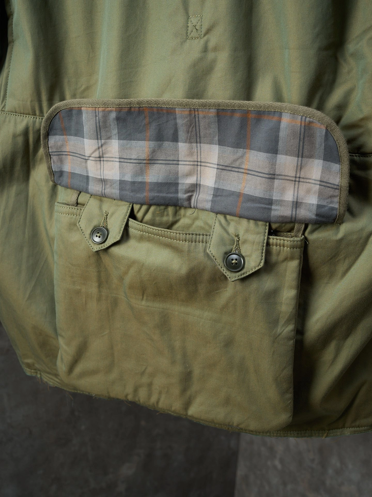 Gemini- 71iso97 reversible Cotton item:E-F431J2426