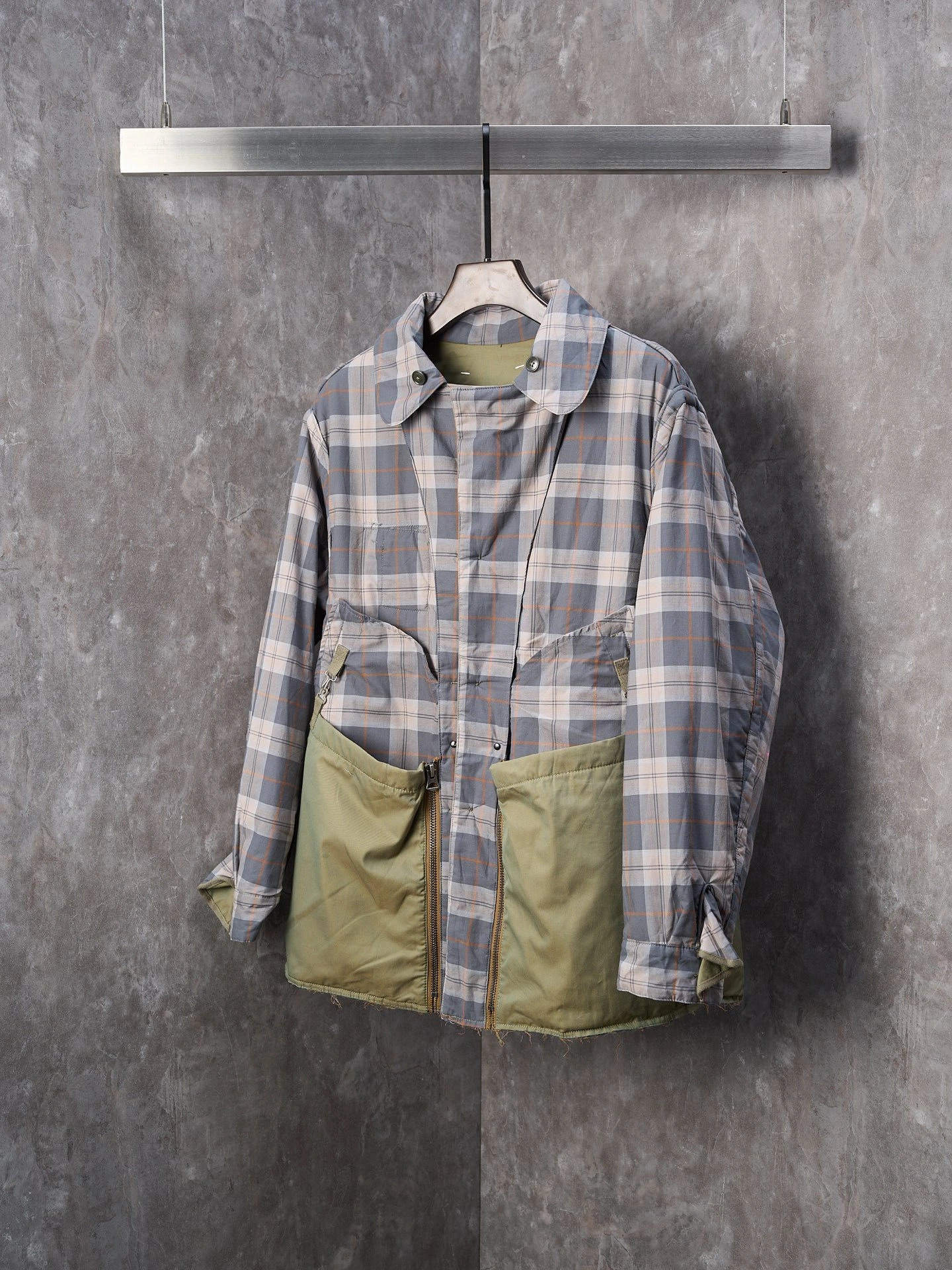 Gemini- 71iso97 reversible Cotton item:E-F431J2426